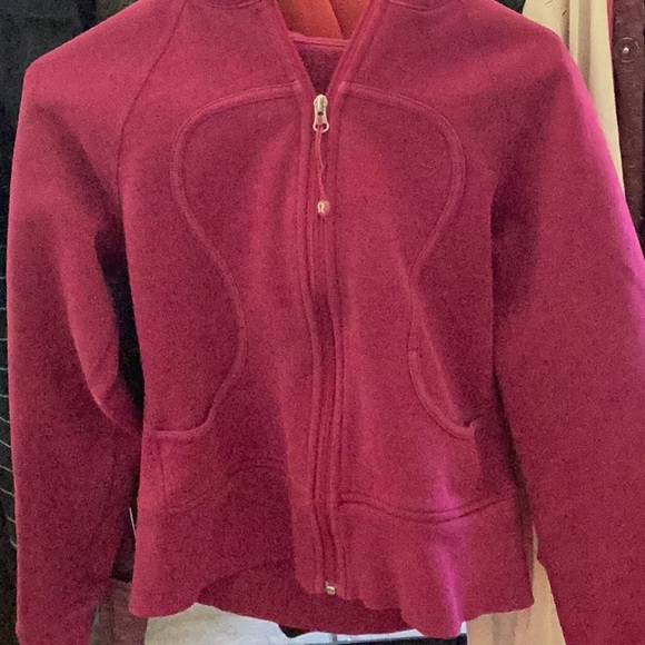 lululemon athletica Tops - Women’s Lululemon scuba size 6 pink